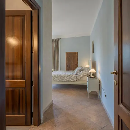 Appartamento Casa Renato With Pool, *