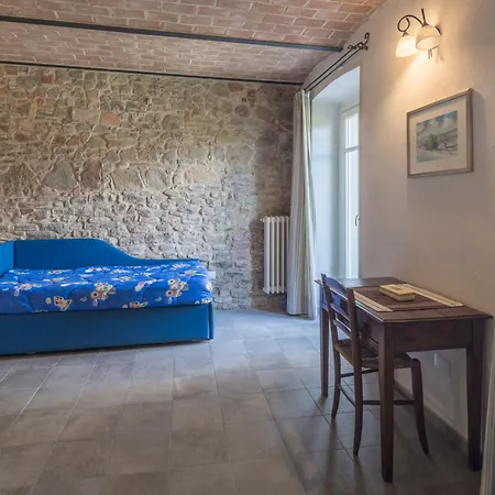 Apartment Casa Renato With Pool,