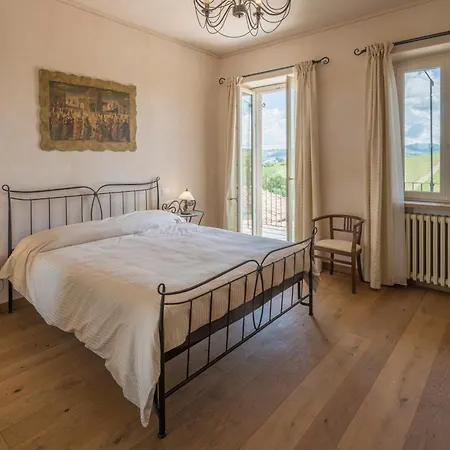 Apartment Casa Renato With Pool, Monforte D'Alba