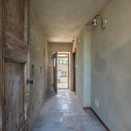 Casa Renato With Pool, * Monforte D'Alba